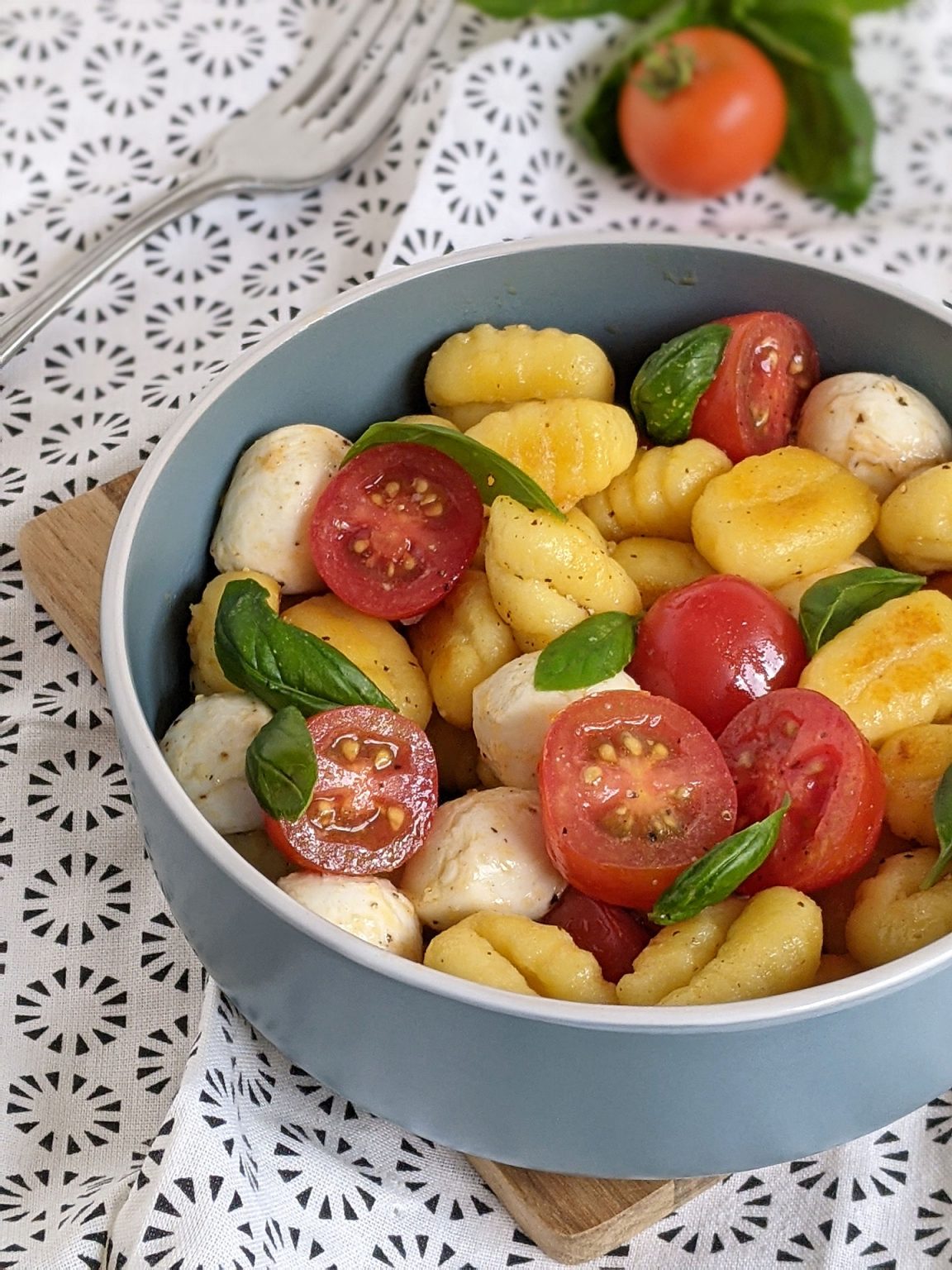 Schnelles Rezept: Gnocchi-Caprese-Salat - Ideal Als Meal-Prep-Rezept ...