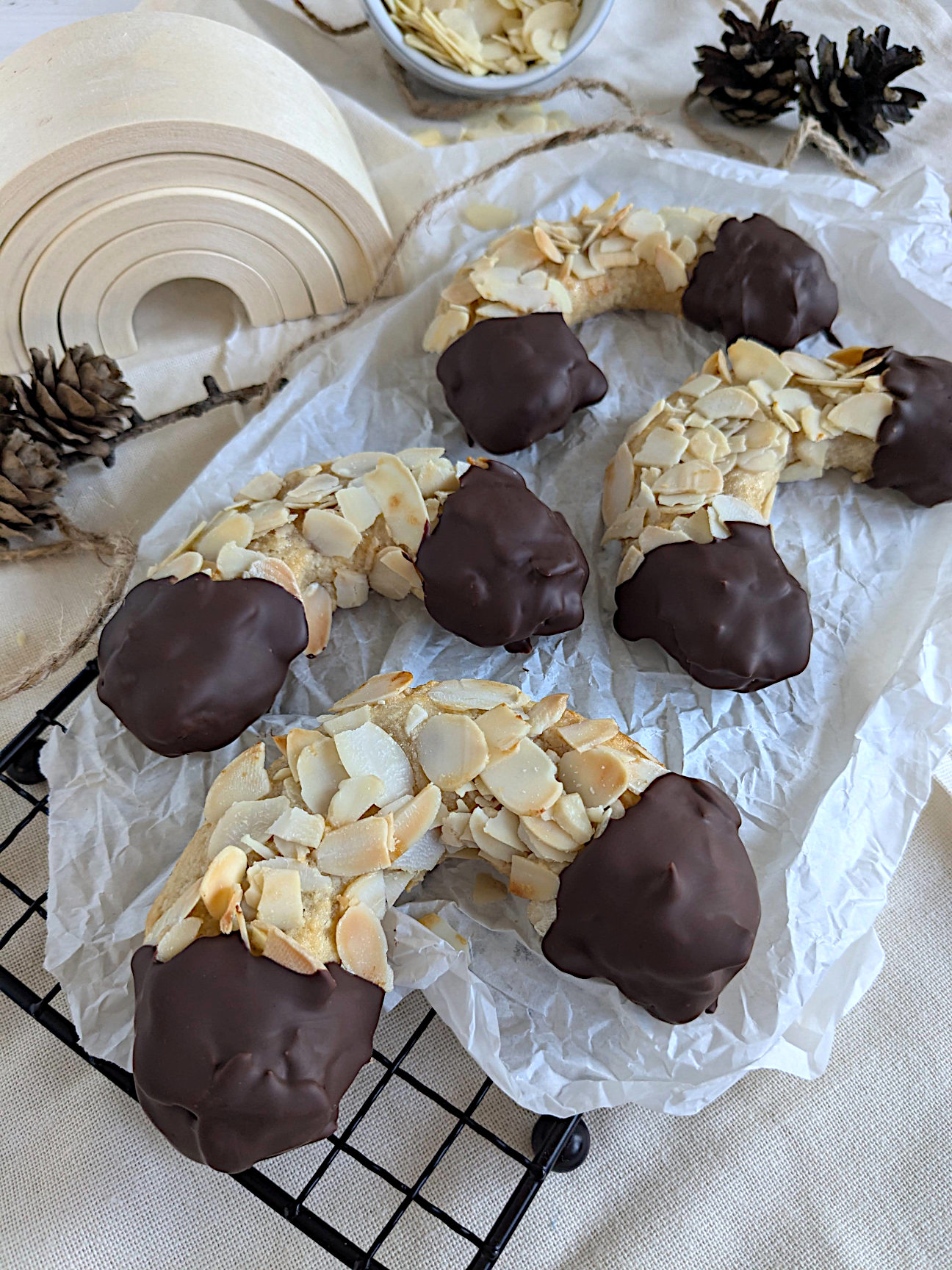 Mandelhörnchen mit Marzipan Rezept